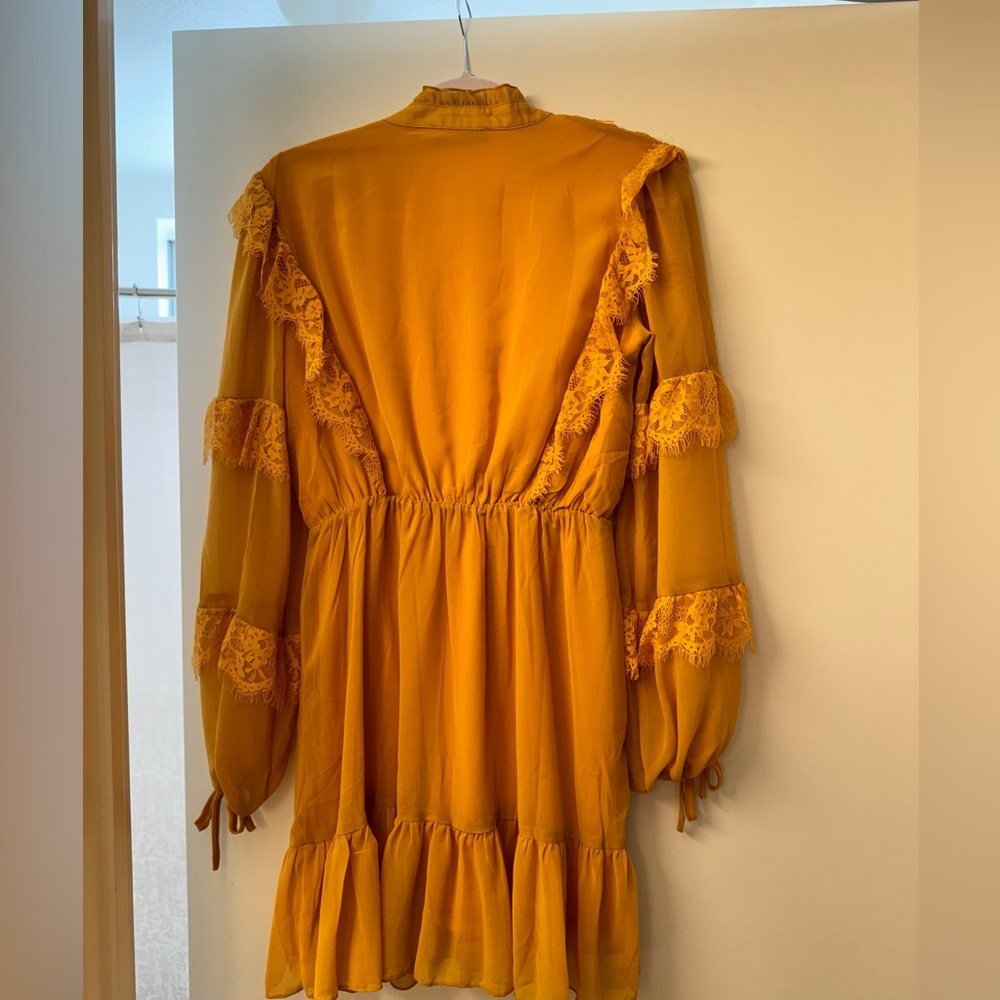 🍊 Missguided Yellow Lace Detail Smock Dress - Picture 2 of 4
